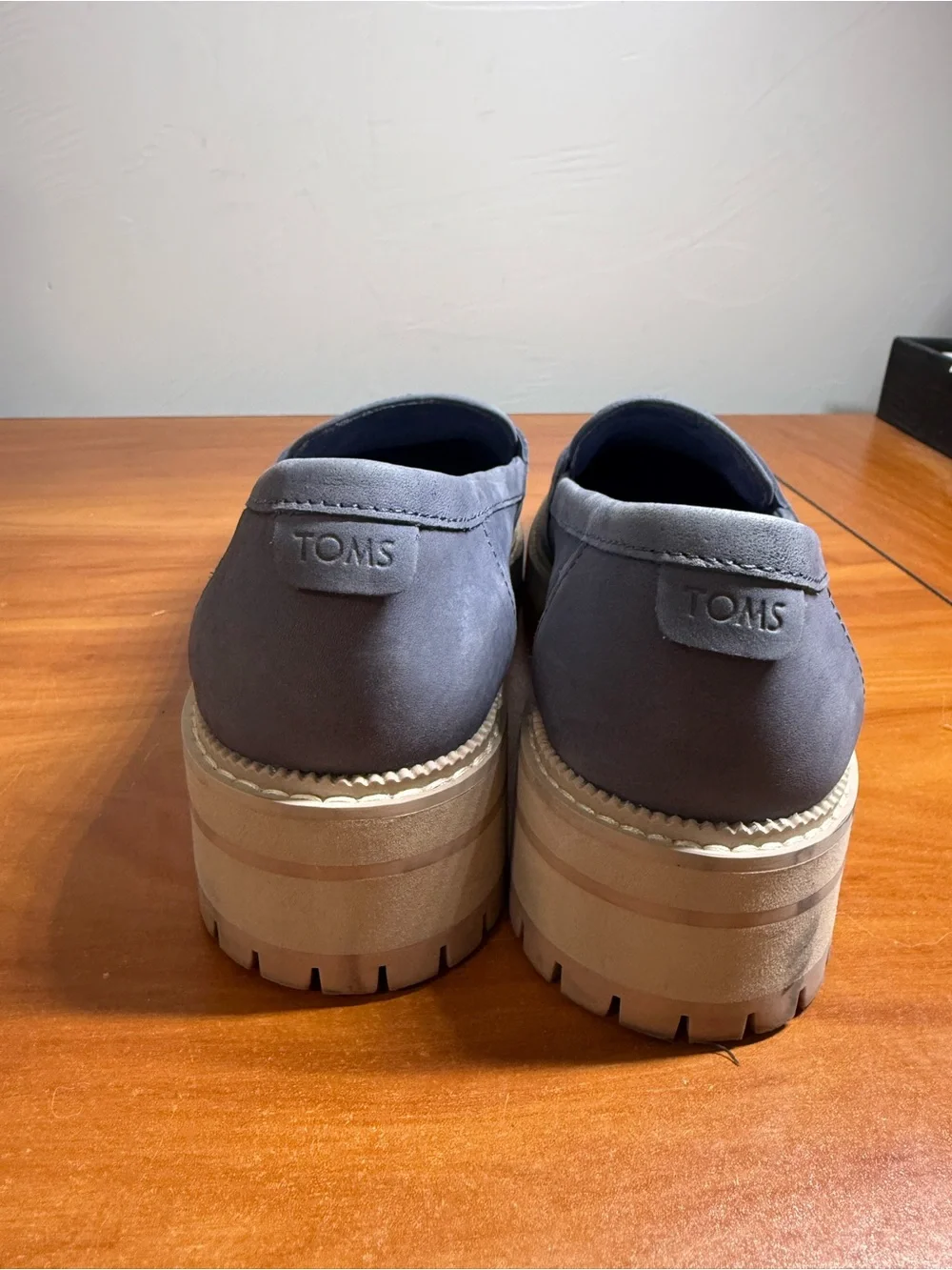 Toms Cara Platform Chunky Lug Sole Loafer Blue Denim Fabric Academia Casual W9